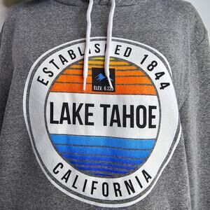 Lake Tahoe‎ California M Heather Gray Retro Style Graphic